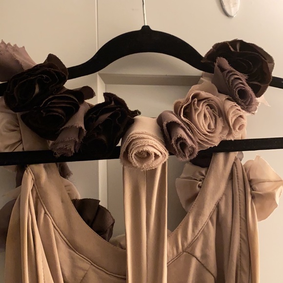 Beautiful dress with different shades of brown - Picture 5 of 7